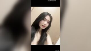 Uyên k7 quay video cho người yêu thì bị người yêu đăng mạng