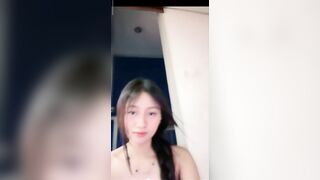 Em gái xinh Loli Khoe lồn Live Sex thủ dâm nửa đêm rên rỉ cực nứng