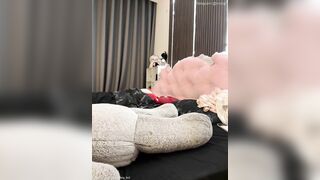 Livecams của em xenia-18 vú bự mà e khó show hàng ghê xem lộ lộ mà ngon vcl p2