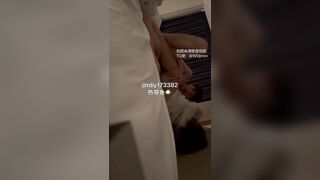 Đưa nhỏ b thân vào khách sạn vừa địt vừa quay video làm e sướng quằn quại liên tục
