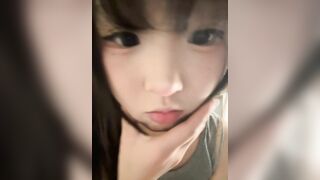 bé gái xinh như thiên thần thủ dâm khoe hàng p1