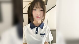 bé gái xinh như thiên thần thủ dâm khoe hàng p3