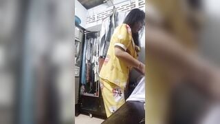 Em teen chuppy cái đít múp rụp quay clip thay đồ gửi người yêu - 2
