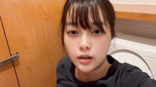 Em teen mặt ngây thơ xinh xắn đáng yêu 6