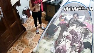 Gạ địt được mẹ thằng bạn