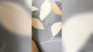 Em Eria gạ chịch bác bảo vệ 😋😋
