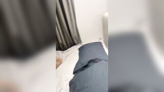Địt tập thể ghệ dâm với thằng bạn,nhìn nó dập con ghệ mình k thương xót mà tiếc