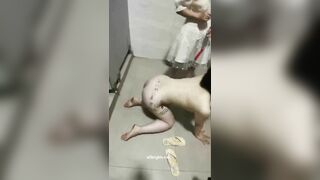 huấn luyện em slave vú to uống tinh