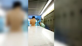 tổng hợp clip quay lén những cô gái xinh đẹp trong nhà tắm công cộng p17