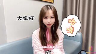 Dâm nữ book a nhân viên massage về nhà thư giãn mà nứng rỉ nước cho a nv đụ bắn trong