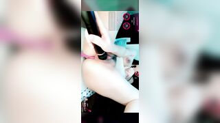 Su lồn múp dâm dục...