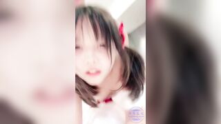 Đại gia TQ vung trăm triệu chỉ để qua đêm với một em loli k9