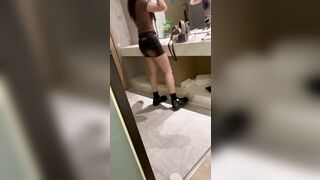 hẹn hò với bé lớp 12 rồi đưa em đi nhà nghỉ tránh nóng - phần 1