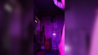 Bé trai femboy khoe thân chờ được nắc