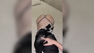 Phang cô người yêu của bạn thân rên rỉ dâm đãng