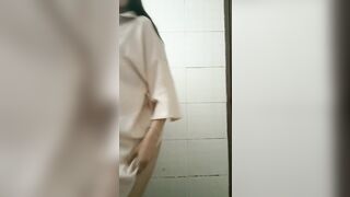 em nó mới lớp 10 thôi đó anh em thế này sau sứng đáng làm đĩ