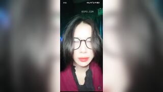 Gái teen Việt live sếch "3"