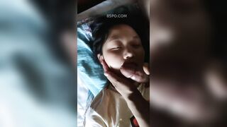 Bố dượng khốn nạn dụ con gái bú cu hứa chiều dẫn đi ăn mỳ cay