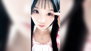 Em gái Loli thôn quê 2k7 thủ dâm khoe vú siêu non xem mà nứng vãi Phần 10