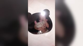 em gái lộ clip thủ dâm cho bạn trai xem