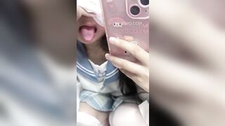 Bé lớp 10 bị lộ clip show thủ dâm cực nứng trông khi sửa điện thoại