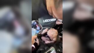 Clip đang hót tại trung quốc cô giáo bú cu trai lạ khu phố đông người