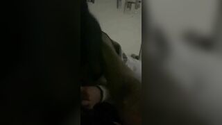 Bắn mẹ tinh vào mồm gái xong hỏi ” em có nuốt không đấy”