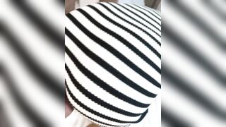 Em teen mới lớn nứng lồn bị mấy ô chú trg xóm dụ vào ks live show hàng địt tập thể p5