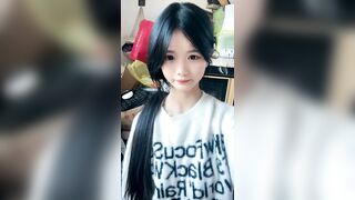 em học sinh quay clip khỏa thân