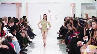 Chương trình catwalk khỏa thân cực ngon của các em hàng Âu Mỹ da trắng vú bự p3