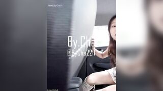 đi taxi em gái nhét dưa chuột vào háng thủ dâm rồi ăn