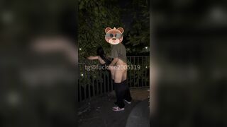địt nhau cùng gái xinh public ngay trong công viên
