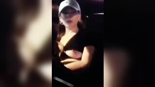 Chuyến xe hành phúc của đôi tình nhân trẻ hứng tình ngay sau lưng a tài xế p4