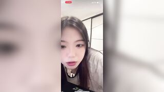 E teen mình dây TQ livetream lộ hàng cặp vú bé nhỏ mà k hề biết p2