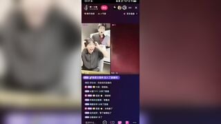Tiktok douyin TQ e gái xinh cực dâm show hàng trực tiếp trên live cho mn xem