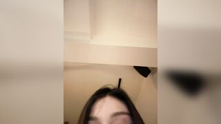 Em teen cực xinh vú bự livetream show hàng cực ngon p13