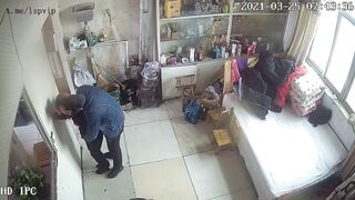 Hack cam k chỉ phát hiện vợ trẻ dâm hay gạ địt ck mà còn lén lút với a hàng xóm p4