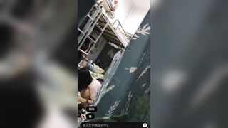 Nhỏ b cùng phòng khốn nạn call video quay lại cảnh bé b cùng phòng thay đồ cho b xem1