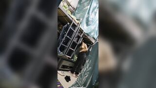 Nhỏ b cùng phòng khốn nạn call video quay lại cảnh bé b cùng phòng thay đồ cho b xem4