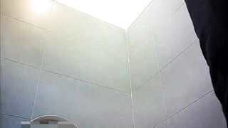 Quay lén WC nữ 42
