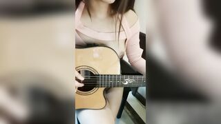 cũng là chơi đần nhưng đàn này to tròn quá