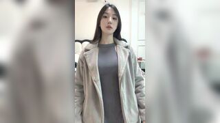 sinh viên năm 2 bán clip thủ dâm kiếm tiền nộp học