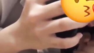 "con đang đi học nhóm mẹ ạ"