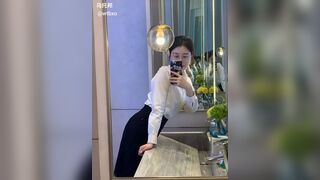 sale bất động sản lộ clip bú cu khách hàng