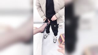 Em teen xăm trổ rông rắn hổ báo khắp người thì cũng phải livetream show hàng th p3