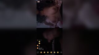 show cùng em tây vú to dâm đang trên ometv