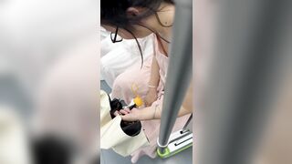 quay lén các em sinh viên trên tàu điện #3