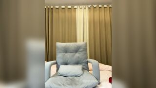 Dâm nữ cực xinh livetream show hàng ngon dâm đãng p9