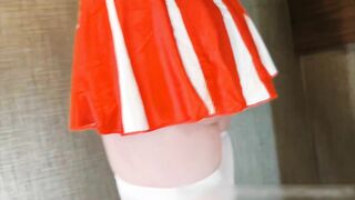 Gạ địt em loli cổ động viên dễ thương ngây thơ