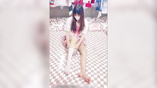 Em ghệ học sinh JK còn rất ngại ngùng trong việc làm tình